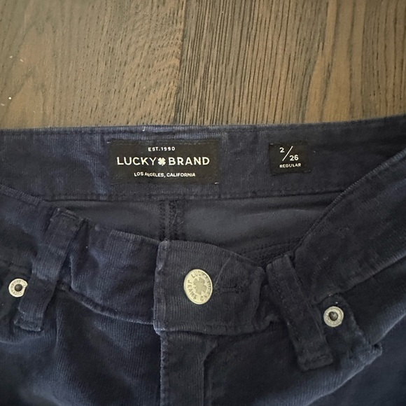 2 PAIRS Lucky Brand Women's CORDUROY Pants in Burgundy and Navy - Picture 3 of 4